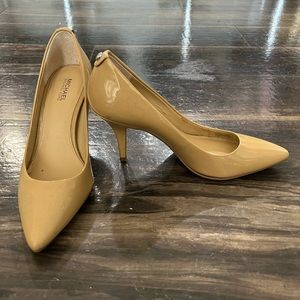 Michael Kors, nude, pumps. Size 5.5.